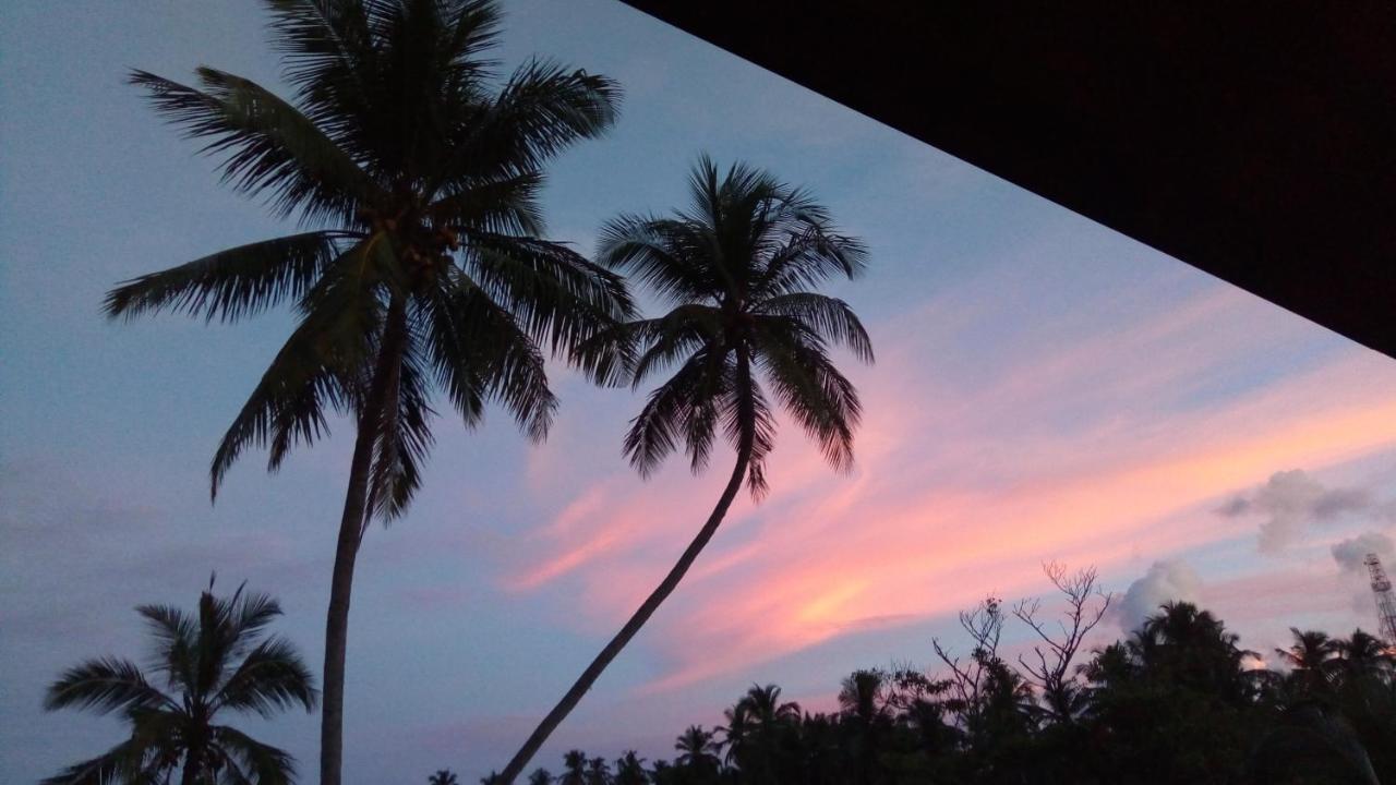Lagoon Boutique Hotel Kanattagoda Exterior photo